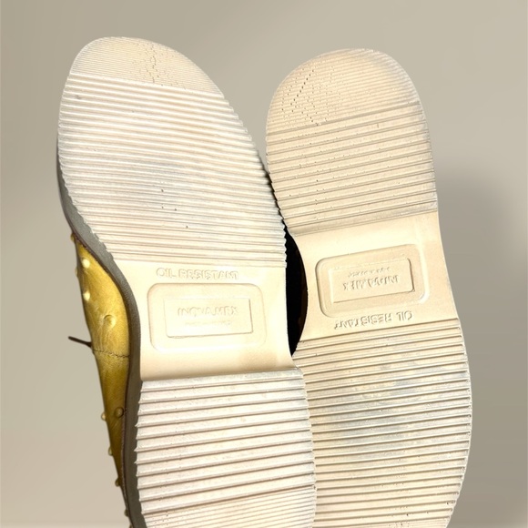 Unisex Crocodile/Ostrich Leather Lightweight and Comfy Shoes - Picture 4 of 9